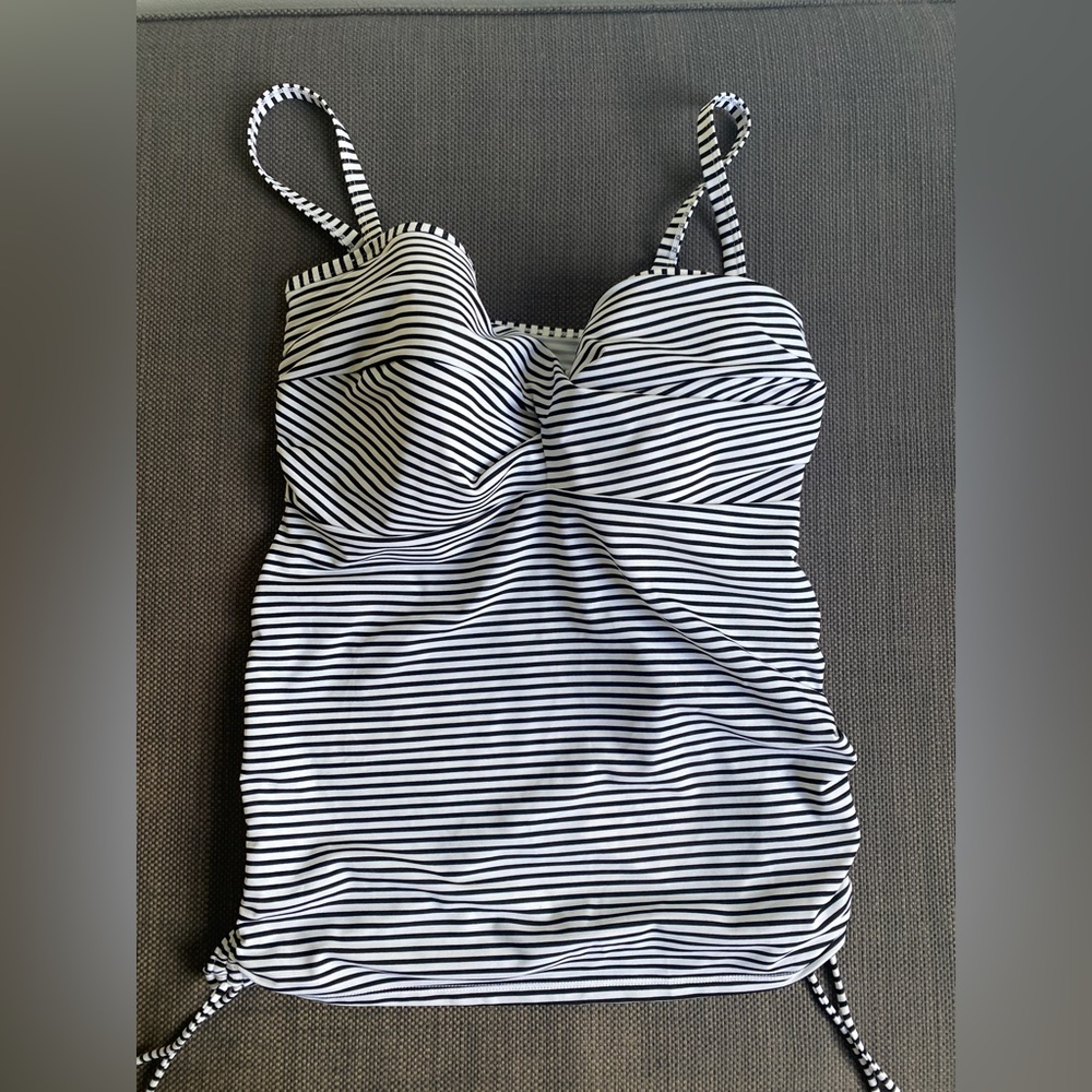 NWT Panache tankini swim top - size 34G